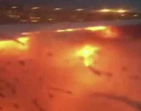 Uçak alev alev yandı, yolcular böyle kaydetti