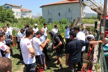 Baba-Oğul, Su Kuyusunda Boğularak Can Verdi