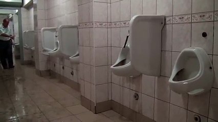 cami tuvaleti pisuvar kırık