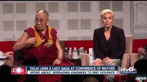 La rencontre de Lady Gaga avec le dalaï-lama agace ses fans chinois qui réagissent sur les réseaux sociaux