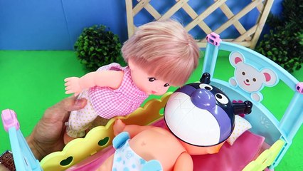 アンパンマン 赤ちゃんバイキンマン あたりつき4連続うんち！？ メルちゃん ねかしつけ オムツ替え