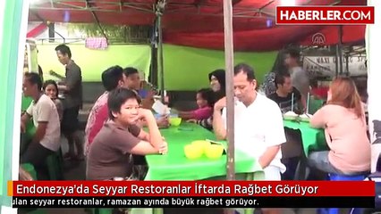 Endonezya'da Seyyar Restoranlar İftarda Rağbet Görüyor