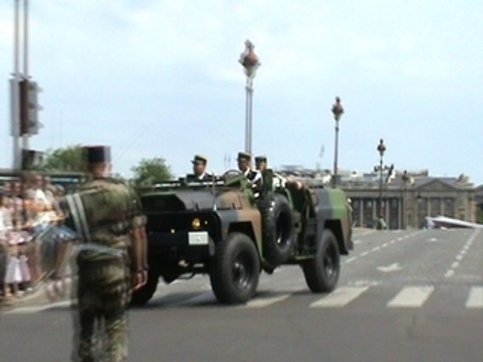 LoL Défilé 14 juillet refus d'obtempérer