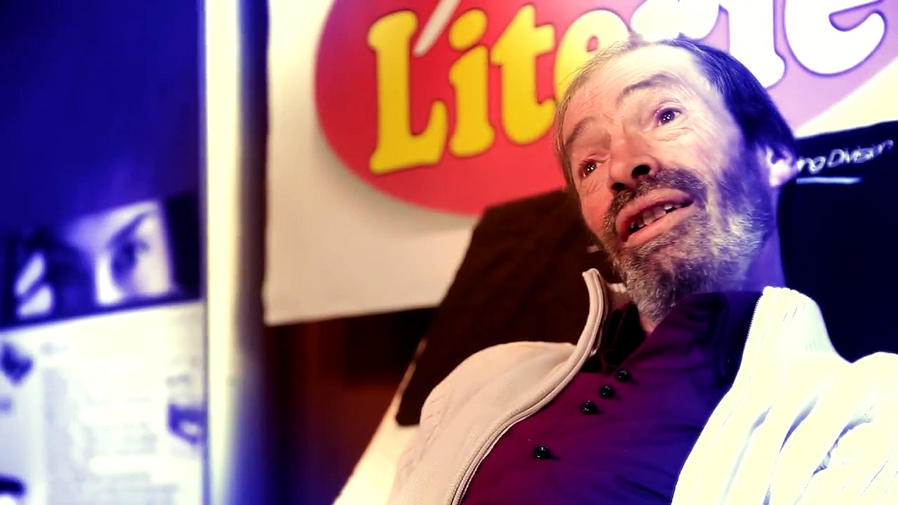 Pub : Jean-Louis de l'amour est dans le pré chez Destock Alpes Literie