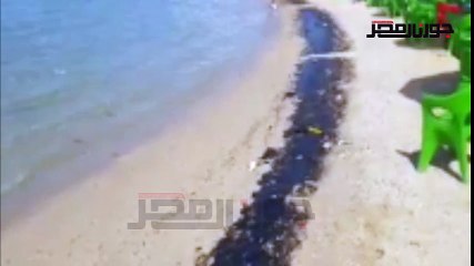 التلوث البترولى يمتد إلى شواطئ القرى لسياحية بالغردقة
