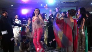 Kashish Wild Cat - PAKISTANI PRIVATE MUJRA DANCE PARTY 2016 -