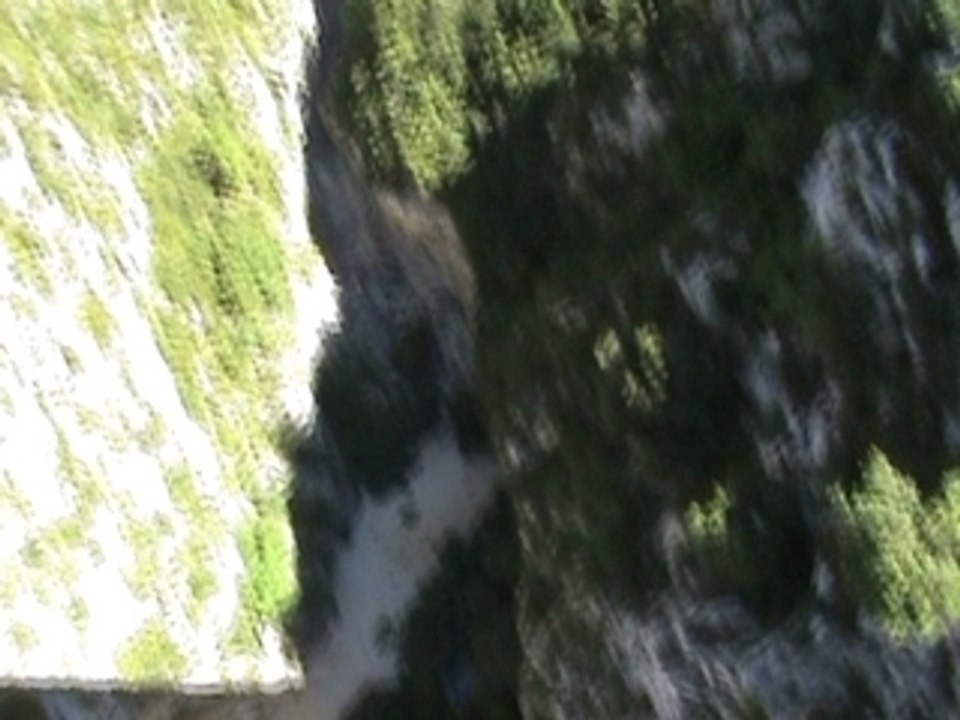 saut en élastique pont de l'artuby