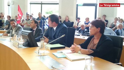 Saint-Brieuc. Des agents envahissent l'hémicycle du conseil départemental
