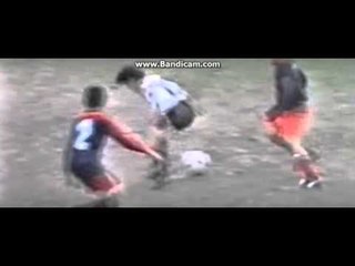 Lionel Messi Scores Goal At 7 Years Of Age!