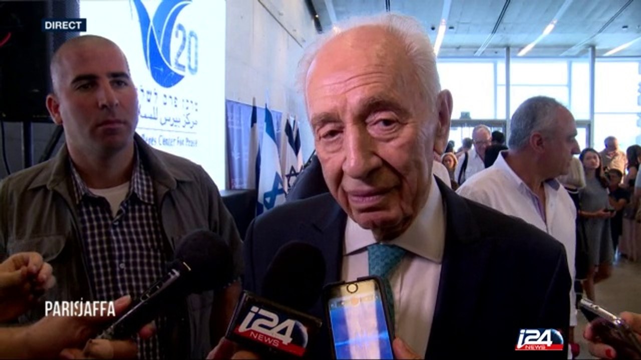 Opération Entebbe : Peres rencontre les enfants sauvés