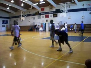 UZ N GYM TRIPPIN 6/2/09......DA BES STARTING LINE