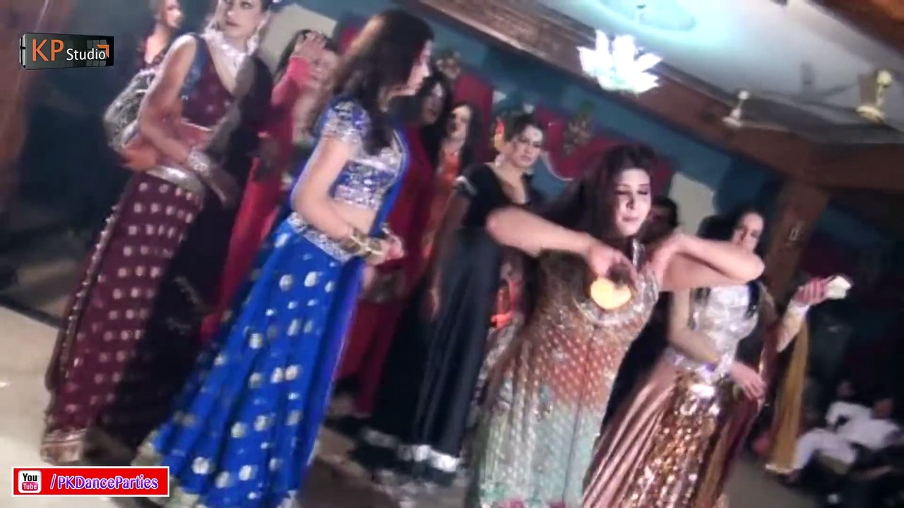 Jadon Menu Pyar - Wedding Mujra Dance 2016