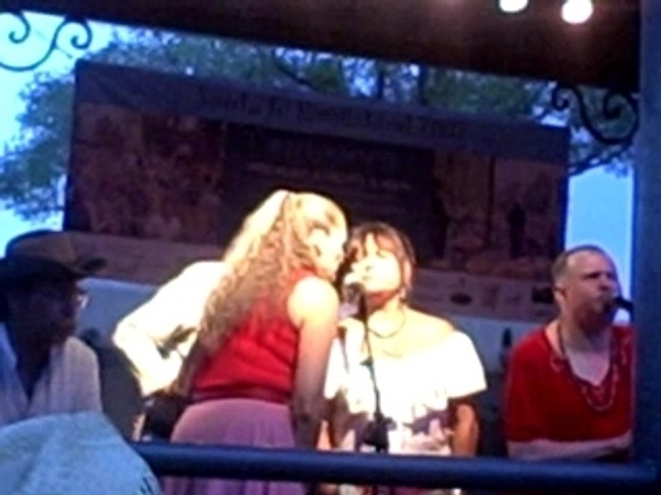 Joan Kessler Sings in Santa Fe, NM