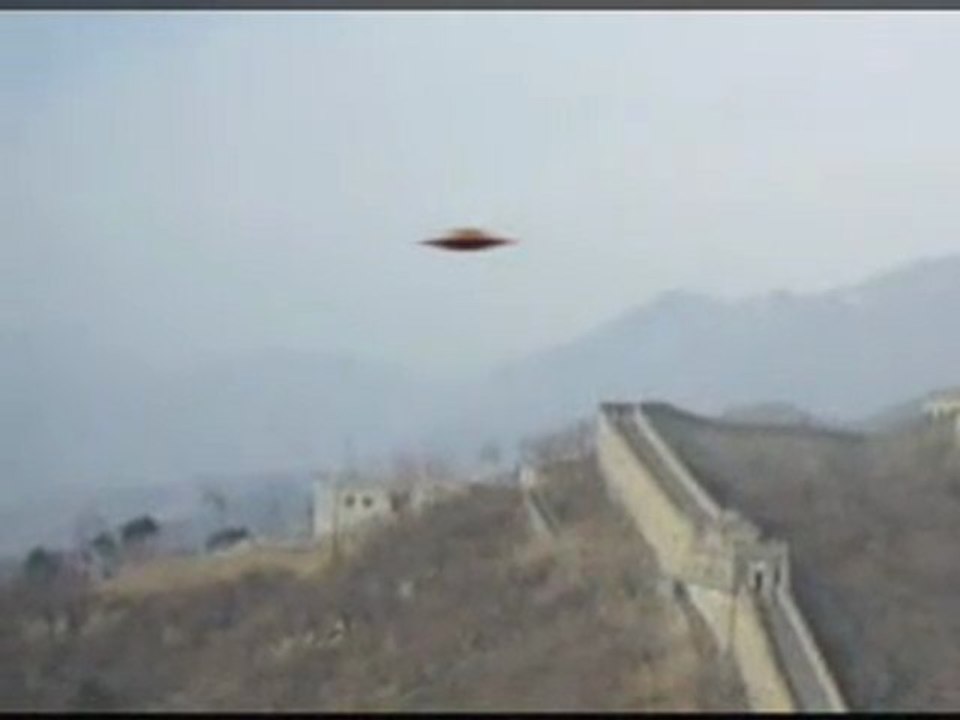 UFO over the Great Wall