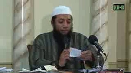 PUASA - Apakah makan didepan orang puasa dosanya sama dg orang zina dalam mesjid