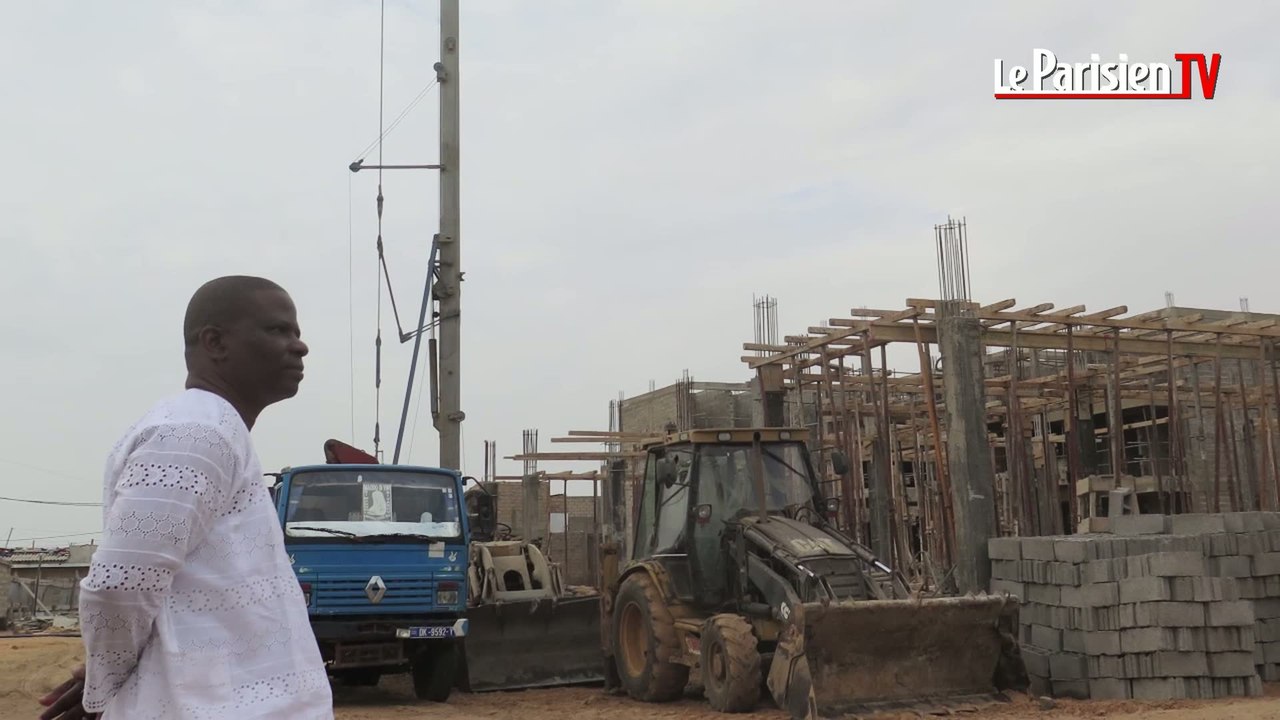 En visite à Dakar sur des chantiers de lutte contre la pauvreté de l'AFD