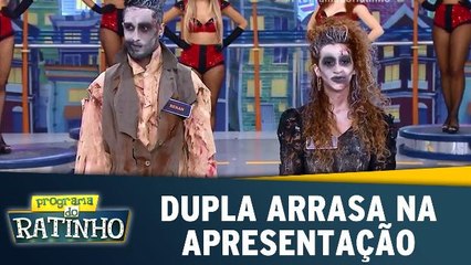 Dupla arrasa na apresentação