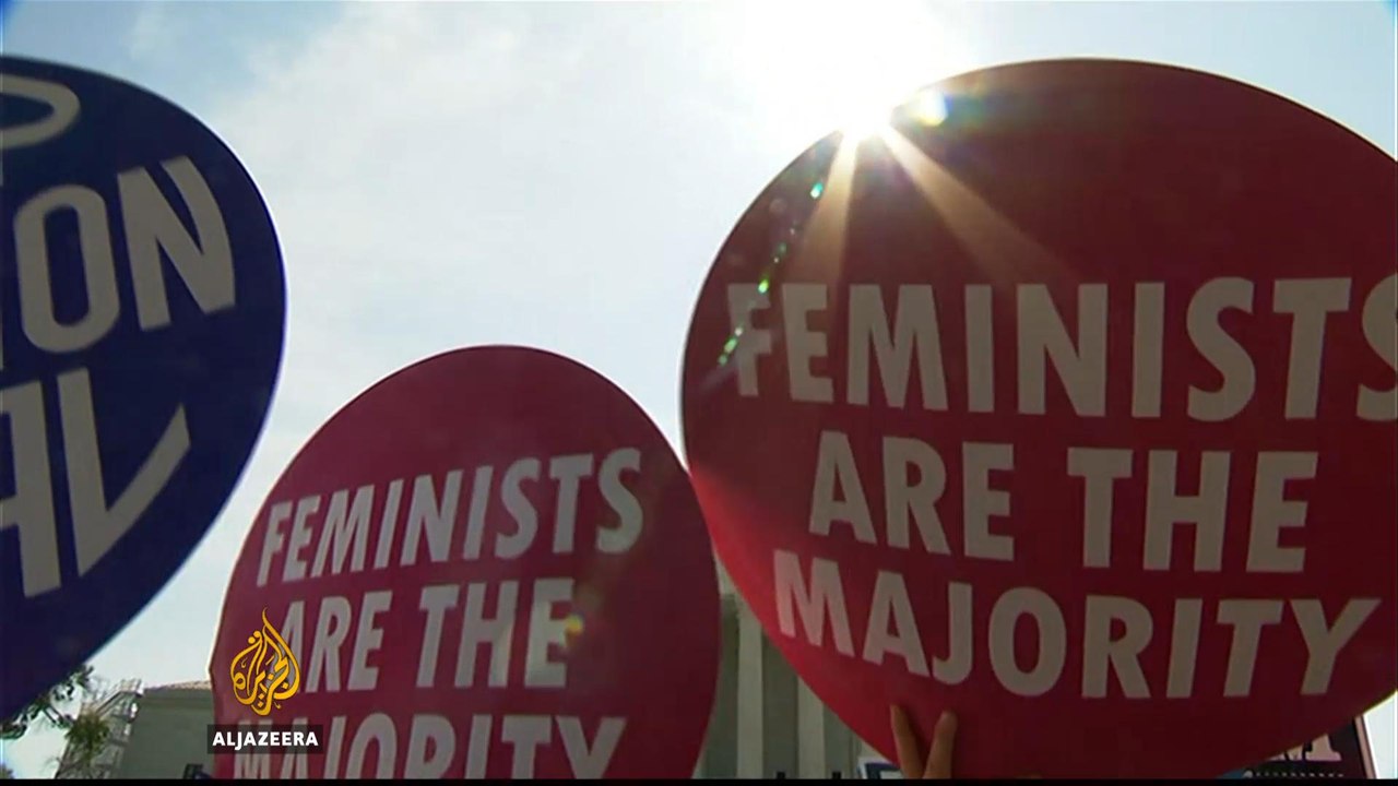 US Supreme Court strikes down Texas abortion law