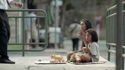 فيديو روعة يستحق المشاهدة الانسانيه الحقيقيه .... دقائق من وقتك