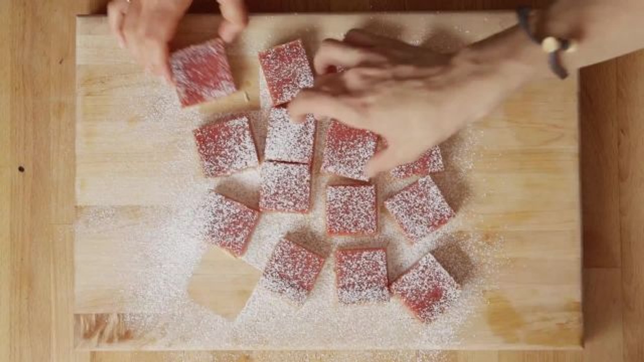 How to Make Pink Lemonade Bars