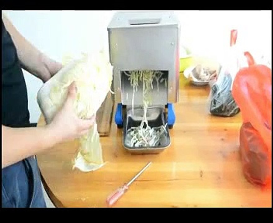 Máy cắt thịt tươi,máy thái thịt bò thịt heo, máy cắt thịt bò tái, máy thái tai heo