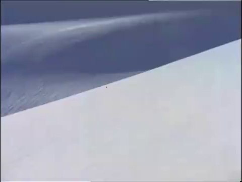 Descente à toute vitesse en Rafting sur neige