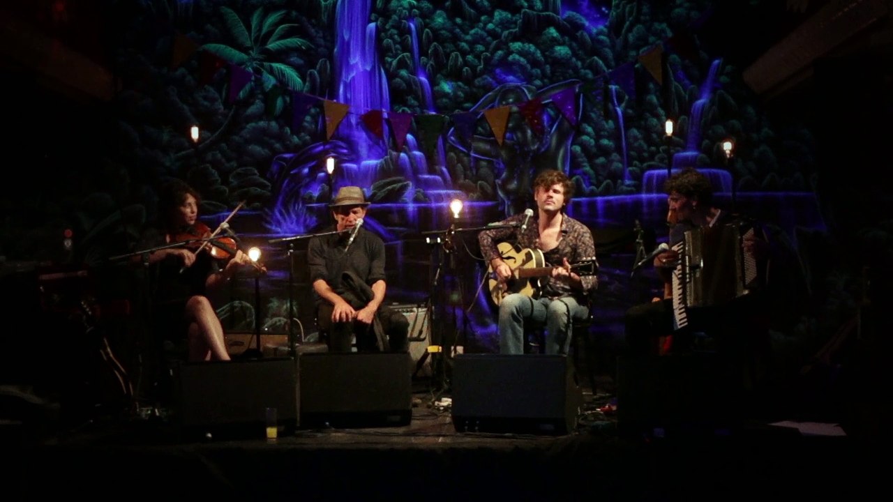 Miossec : "J'ai toujours voté pour des petites listes"