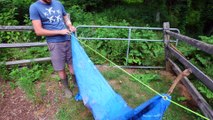 How to Set Up a Shelter Tarp Fastest Way - Survival Hack-Trendviralvideos