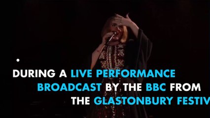 Adele curses 33 times in concert