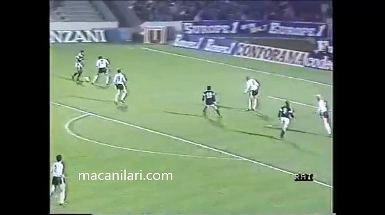 04.03.1987 - 1986-1987 UEFA Cup Winners' Cup Quarter Final 1st Leg Bordeaux FC 1-0 FC Torpedo Moskova