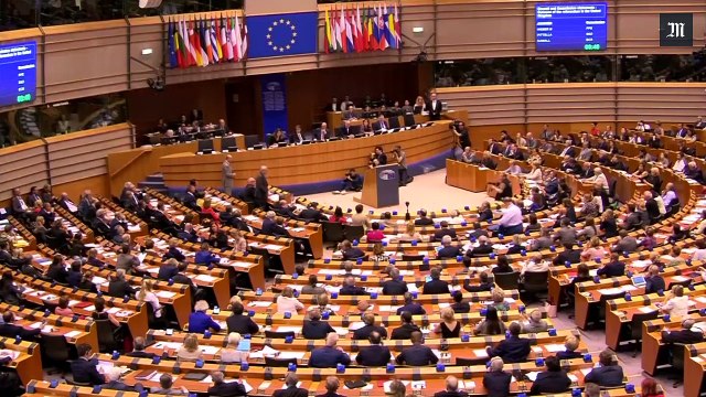 Jean-Claude Juncker tacle Nigel Farage sur le Brexit