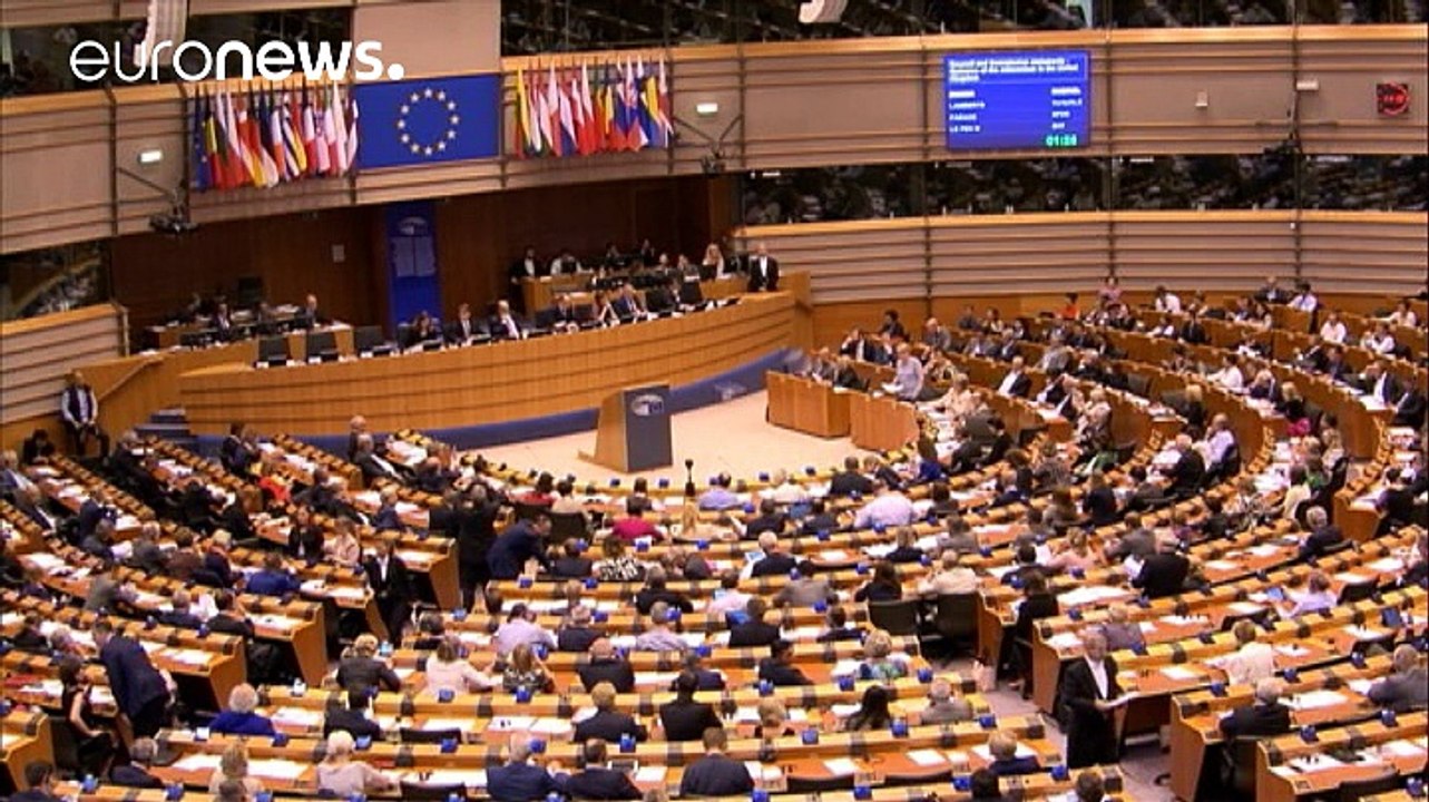 Freihandel trotz austritt? nigel farage droht europaparlament