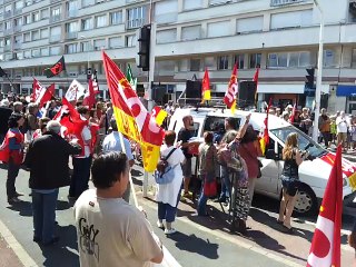 Bayonne : les manifestants demandent le retrait de la loi travail en chantant