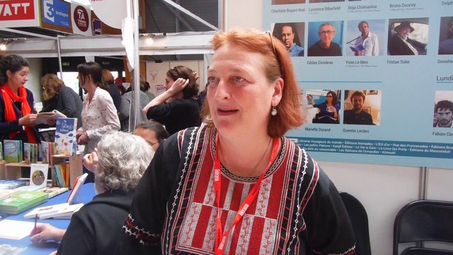 Le Ver à soie, Virginie Symaniec éditrice aux Etonnants Voyageurs à Saint-Malo (mai 2016)