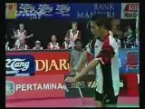 Taufik Backhand smash badminton