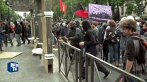 Manifestation anti-loi Travail à Paris: des casseurs se sont mêlés au cortège