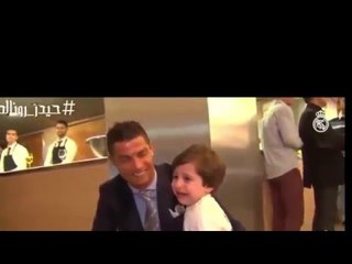 استقبال نجم ريال مدريد كريستيانو رونالدو للطفل اللبناني حيدر الذي فقد والديه