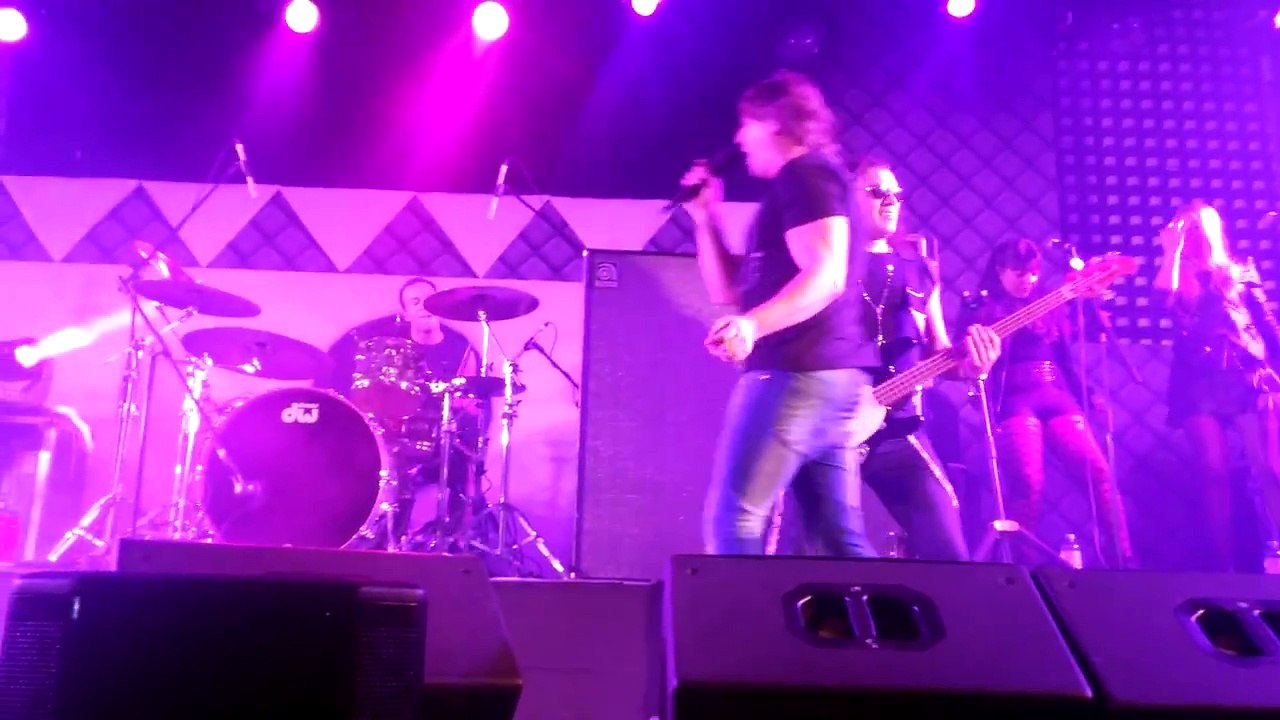 Travesti - Vilma Palma e Vampiros - Festival Rock & Pop Perú 27-07-2015 4K