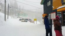 2014/02/13 10:00　赤倉温泉スキー場　温泉宿エコー前