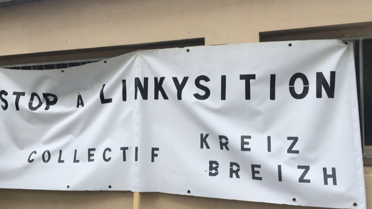 Les opposants aux compteurs Linky manifestent