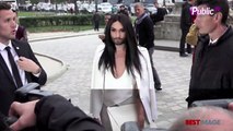 Conchita Wurst - La Diva Barbue Fait Sensation Au Défilé Akris (04.10.2015, Paris)
