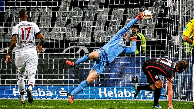 Best 50 Goalkeeper Saves In Football ● Heroic Saves