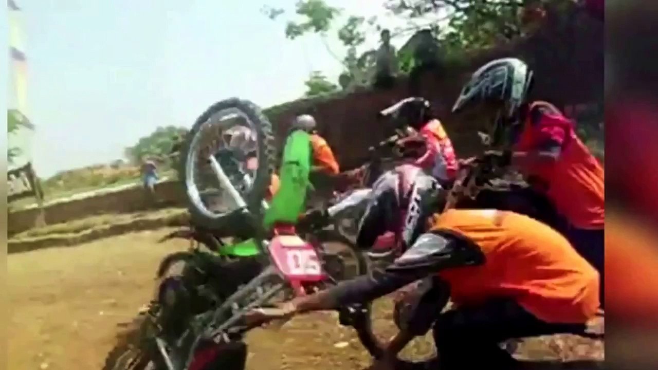 Najlepsze wypadki upadki smieszne filmy 2016 - 14 Best Pranks, Fails, Wins kompilacja 2016