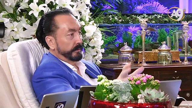 Münafığın tahribatı engellemek için çevresine Kurani set inşa etmek önemlidir.