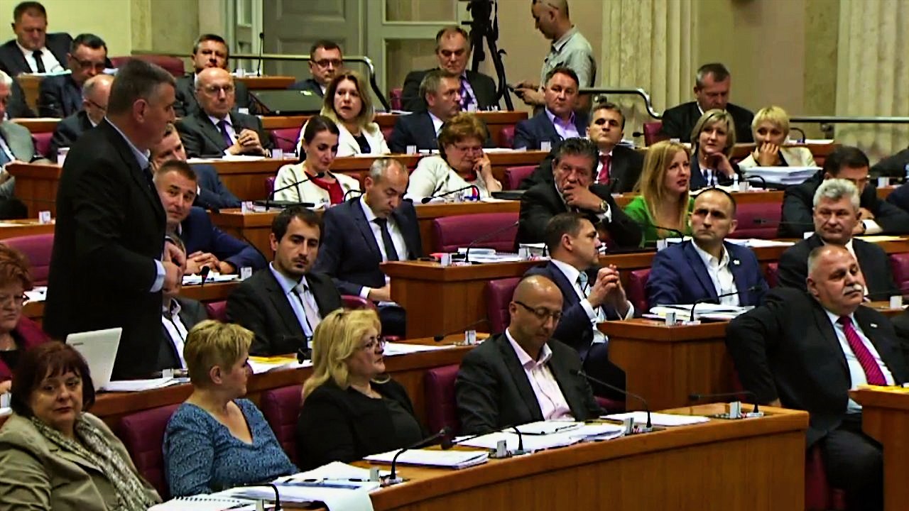 Bulj napao Šukera