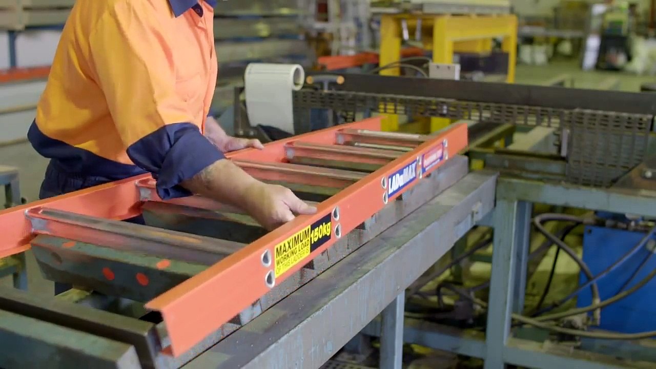 Strong Fiberglass Platform Ladders Caboolture (07) 3205 7698