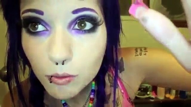 How To Apply Eye Makeup - Eye Makeup Tips - Eyeshadow Perfectly