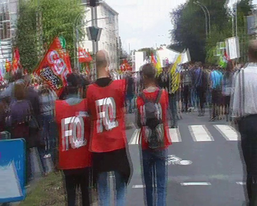 Manif syndicale sous haute surveillance Rennes 28 06 016