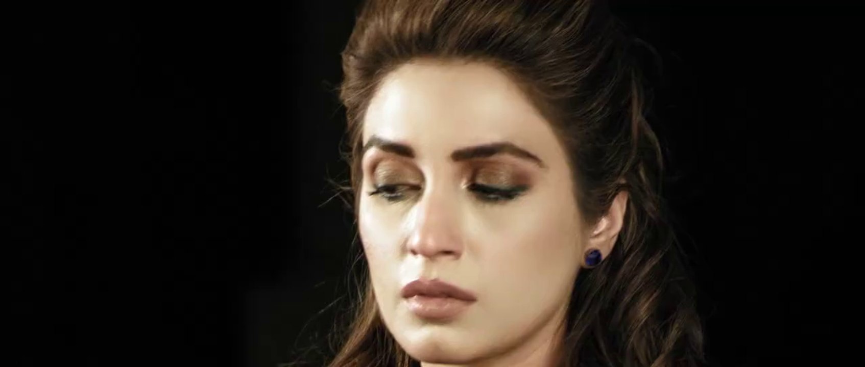 KOI ROKAY NA MUJHAY by Farhan Saeed featuring Iman Ali