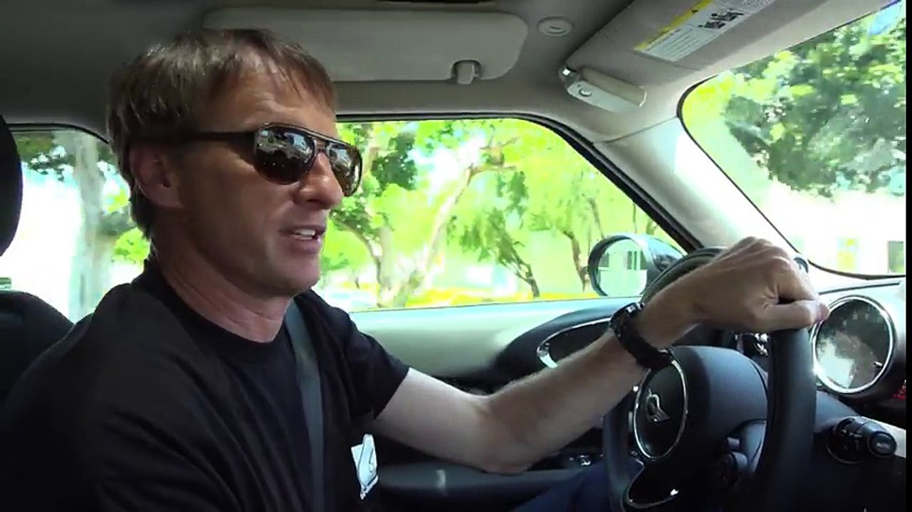 Tony Hawk Lands 900 At 48!